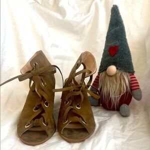 Nine West-Stylish Brown Lace-Up Women's Shoes